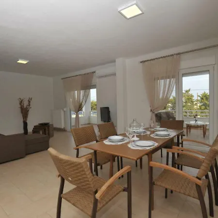 Irini By Travelpro Services Beach Halkidiki Holiday home Nea Poteidaia